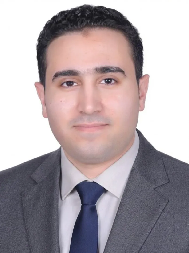 مستر أشرف عابد